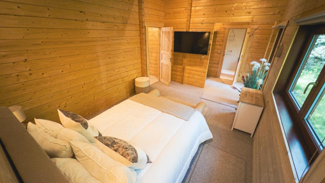 Sundance Lodge, Fantastic New Cabin With Hot Tub - Sleeps 6 - Largest In Felmoor Park Морпет Екстериор снимка