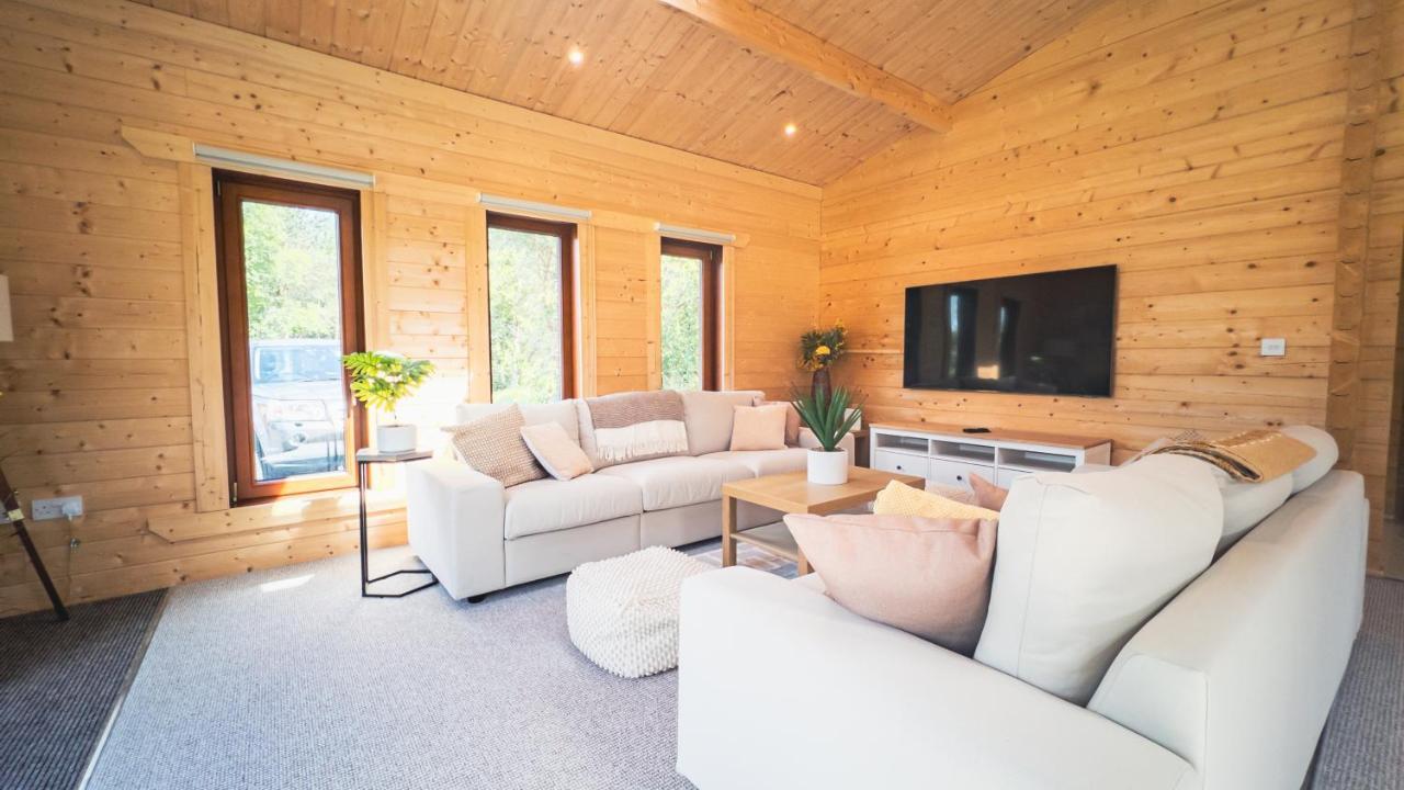 Sundance Lodge, Fantastic New Cabin With Hot Tub - Sleeps 6 - Largest In Felmoor Park Морпет Екстериор снимка