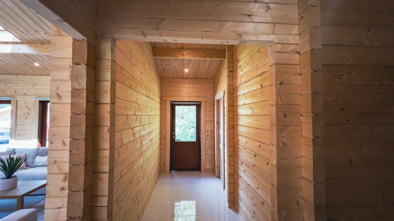 Sundance Lodge, Fantastic New Cabin With Hot Tub - Sleeps 6 - Largest In Felmoor Park Морпет Екстериор снимка
